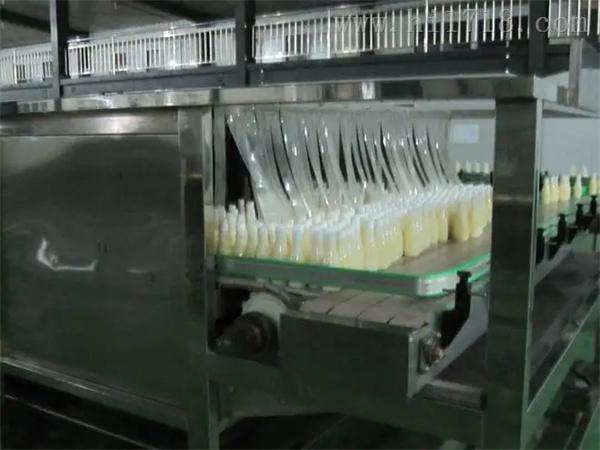 2000罐红豆谷物饮料制作设备 薏米粥全自动生产线